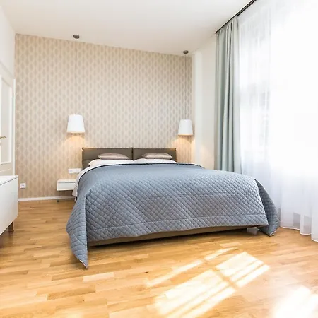 Location Old Town Brand New 2bd Апартаменты Прага